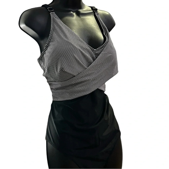 Women’s Voluptuous V Neck Color Sling Backless Bathing Suit - Picture 5 of 8